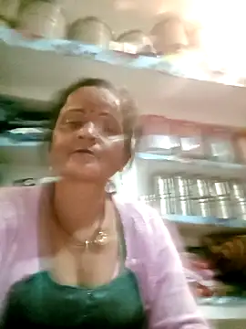 kiiuu sexe online show from February 17, 2026, 2:02 pm