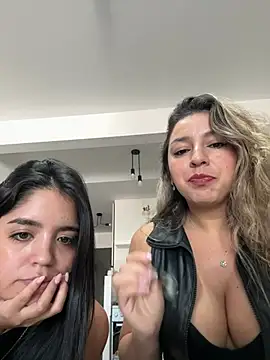 Snapshot of bebitas2_ chatting on March 12, 2026, 6:36 pm bebitas2 online show from March 12, 2026, 6:36 pm