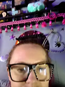 DisireAfterDark online show from February 14, 2026, 9:06 am