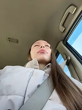 LeiaMood online show from February 24, 2026, 5:27 am