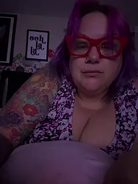 Snapshot of theUnihorniest chatting on June 24, 2026, 7:29 am theUnihorniest online show from June 24, 2026, 7:29 am