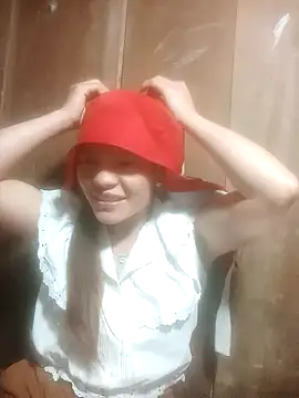 jjennyyy online show from May 11, 2026, 4:04 pm