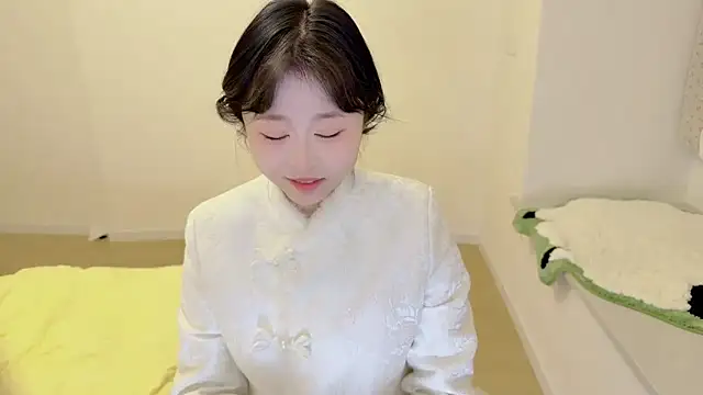 Onefiona online show from March 8, 2026, 12:31 pm