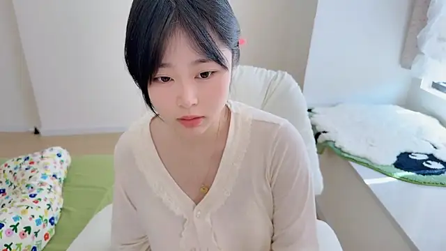 Onefiona online show from March 19, 2026, 4:05 am