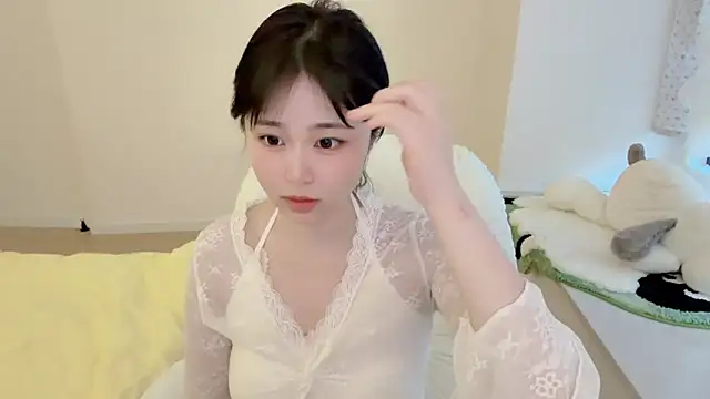 Onefiona online show from April 9, 2026, 5:40 am