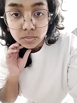 therealsun8 online show from February 11, 2026, 6:13 pm