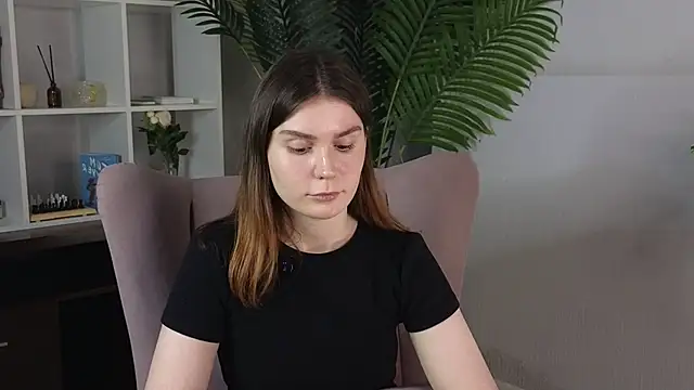 Snapshot of RickiHamelinck chatting on January 11, 2026, 7:57 am RickiHamelinck online show from January 11, 2026, 7:57 am