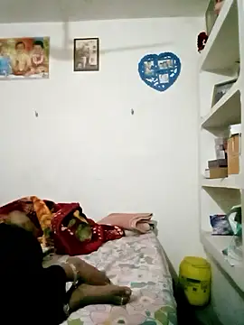 Snapshot of Angel_eyes00 chatting on January 14, 2026, 4:23 pm Angel eyes00 online show from January 14, 2026, 4:23 pm