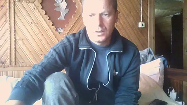 Ivan9iutt online show from July 20, 2026, 8:39 am