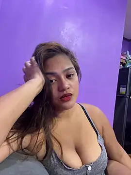 Snapshot of womanforall69 chatting on July 19, 2026, 11:03 am womanforall69 online show from July 19, 2026, 11:03 am