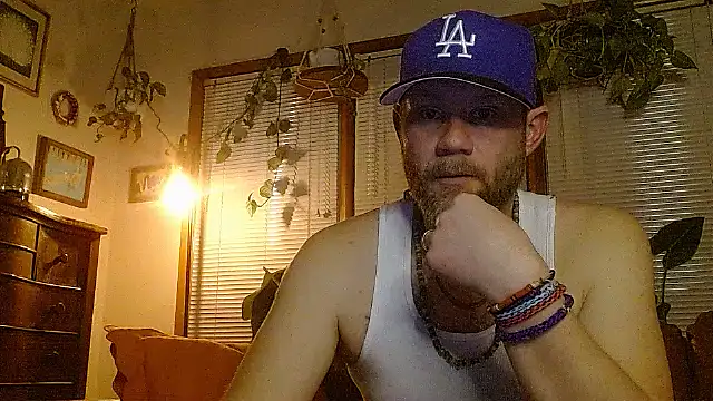 Snapshot of marcus_graves_13 chatting on February 5, 2026, 2:05 am marcus graves 13 online show from February 5, 2026, 2:05 am