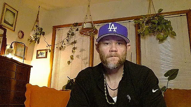 Snapshot of marcus_graves_13 chatting on February 9, 2026, 2:15 am marcus graves 13 online show from February 9, 2026, 2:15 am