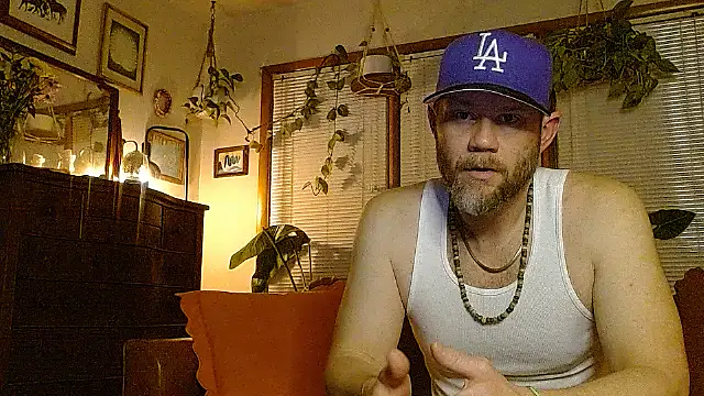 Snapshot of marcus_graves_13 chatting on February 26, 2026, 1:48 am marcus graves 13 online show from February 26, 2026, 1:48 am