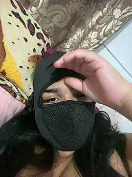 casalsagaz00 online show from January 12, 2026, 2:17 am