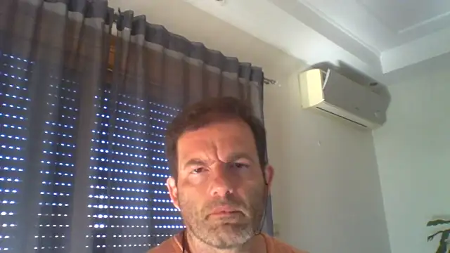 Snapshot of _grj1 chatting on June 19, 2026, 8:18 am grj1 online show from June 19, 2026, 8:18 am