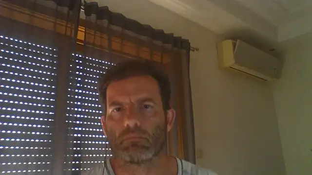 Snapshot of _grj1 chatting on June 25, 2026, 4:22 pm grj1 online show from June 25, 2026, 4:22 pm