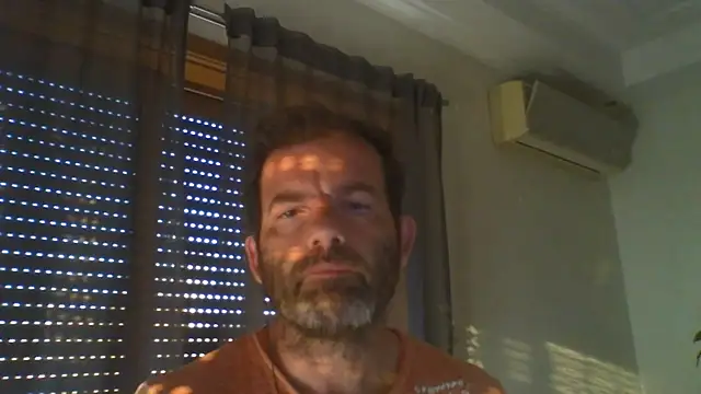 Snapshot of _grj1 chatting on July 4, 2026, 6:19 am grj1 online show from July 4, 2026, 6:19 am