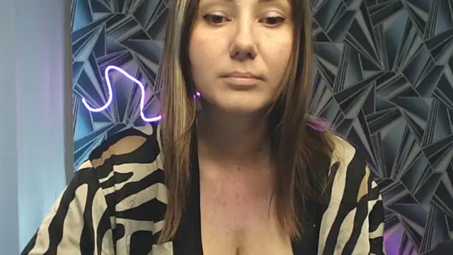 Snapshot of NikkiKiss___ chatting on May 15, 2026, 12:28 am NikkiKiss online show from May 15, 2026, 12:28 am