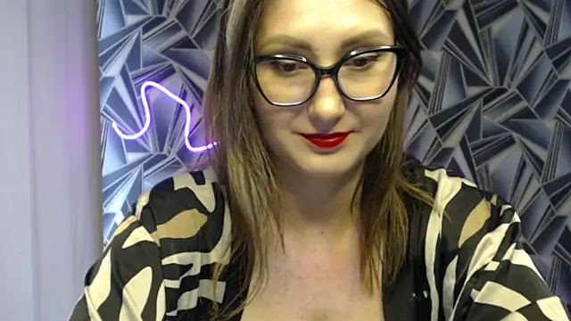 Snapshot of NikkiKiss___ chatting on May 16, 2026, 12:07 am NikkiKiss online show from May 16, 2026, 12:07 am