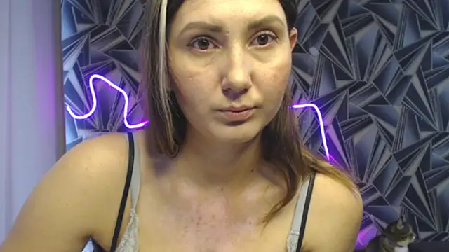 Snapshot of NikkiKiss___ chatting on May 22, 2026, 1:02 am NikkiKiss online show from May 22, 2026, 1:02 am