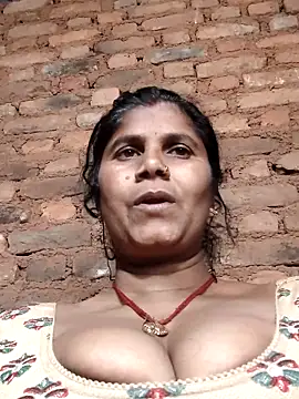 Hot di97 online show from March 13, 2026, 2:23 pm