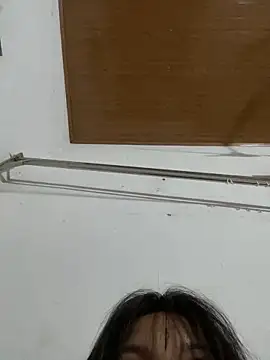 Snapshot of Bebun chatting on February 28, 2026, 10:33 pm Bebun online show from February 28, 2026, 10:33 pm