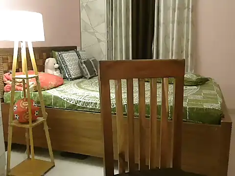 SASSY AANNUU online show from March 25, 2026, 11:44 pm