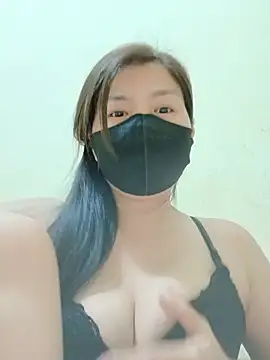 Lyly-68688 online show from May 16, 2026, 10:36 am
