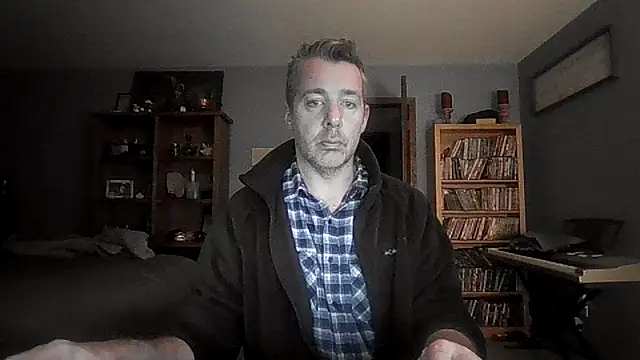 chrisw8140 online show from February 15, 2026, 11:34 pm