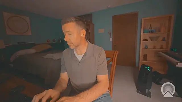 chrisw8140 online show from June 5, 2026, 4:19 am