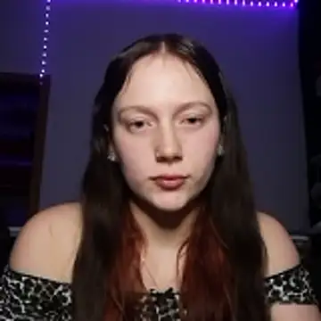 YoungLisaa18 online show from January 12, 2026, 8:03 pm