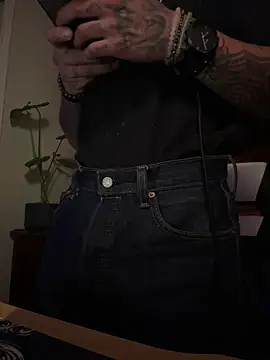 JoeyBlazy online show from May 19, 2026, 5:25 am