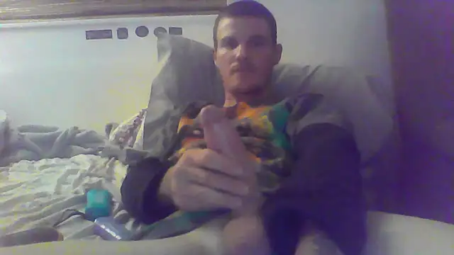 HungandHynotic online show from May 5, 2026, 3:25 am