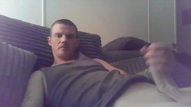 HungandHynotic online show from May 14, 2026, 6:09 am