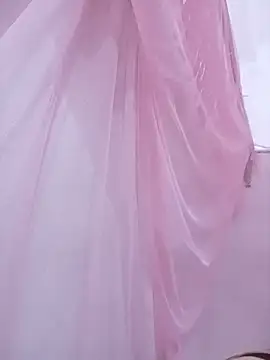 Snapshot of Phoebe-e chatting on April 9, 2026, 8:53 am Phoebe-e online show from April 9, 2026, 8:53 am