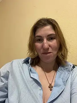 Snapshot of _Crystal_2 chatting on January 16, 2026, 5:06 pm Crystal 2 online show from January 16, 2026, 5:06 pm