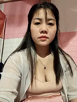 Snapshot of Ngocmai_lazdy chatting on February 5, 2026, 3:38 pm Ngocmai lazdy online show from February 5, 2026, 3:38 pm