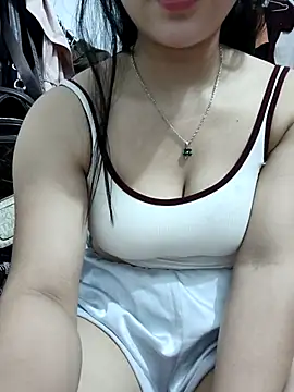 Snapshot of Ngocmai_lazdy chatting on April 11, 2026, 3:27 pm Ngocmai lazdy online show from April 11, 2026, 3:27 pm