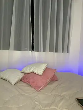 Mia arabs online show from March 27, 2026, 12:38 am