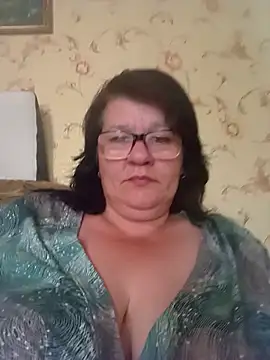 Snapshot of NysiOlsen chatting on June 20, 2026, 11:35 am NysiOlsen online show from June 20, 2026, 11:35 am