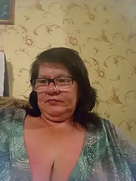Snapshot of NysiOlsen chatting on June 23, 2026, 8:40 pm NysiOlsen online show from June 23, 2026, 8:40 pm