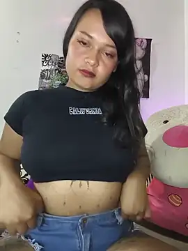 Snapshot of ebonysummer_ chatting on June 6, 2026, 4:39 am ebonysummer online show from June 6, 2026, 4:39 am