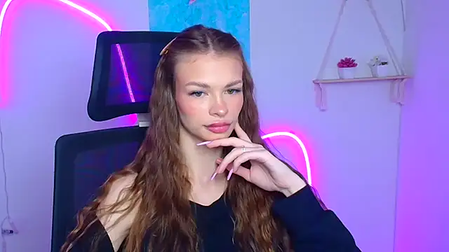 Lina Loveuu online show from March 3, 2026, 12:22 pm