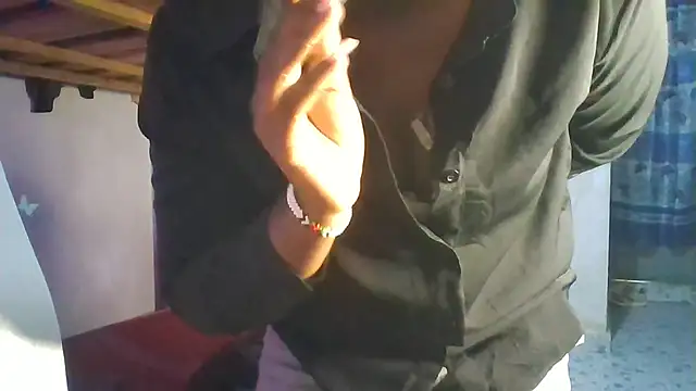 Snapshot of Leratomphogo chatting on February 13, 2026, 5:31 pm Leratomphogo online show from February 13, 2026, 5:31 pm