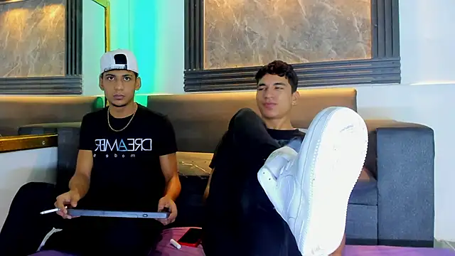 ALEX KEITH26 online show from February 1, 2026, 12:37 pm