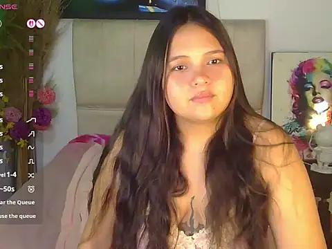 chloe  fox online show from February 7, 2026, 12:09 pm