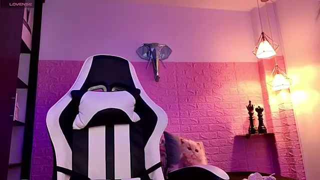 Dulce Stormy online show from January 18, 2026, 12:09 pm