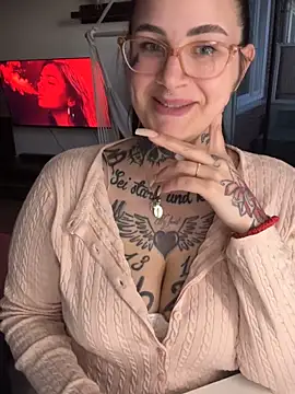 NyxTattoo online show from April 1, 2026, 6:16 pm