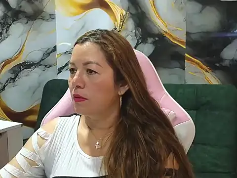 Snapshot of Andry_will chatting on February 4, 2026, 8:03 pm Andry will online show from February 4, 2026, 8:03 pm