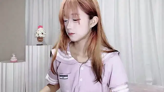 qingqing love2025 online show from May 24, 2026, 2:33 pm